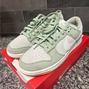 Nike Mint Green and White Sneakers
